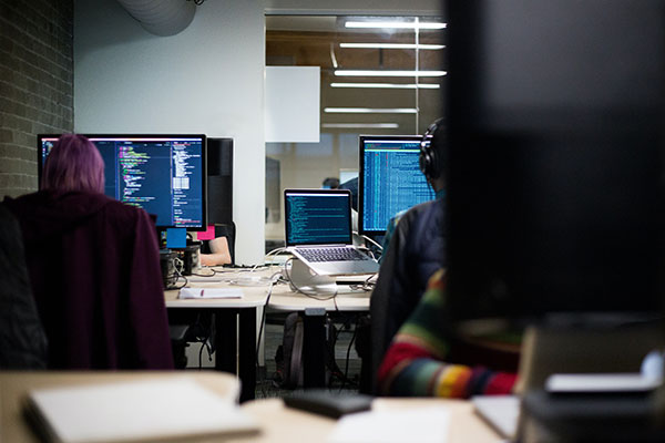 Courses List 6 hack capital uv5 bsypFUM unsplash